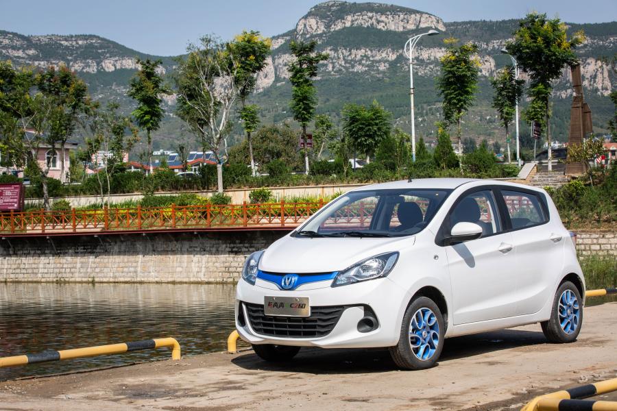  ChangAn Benni EV 2016 года  (фото 10 из 11)